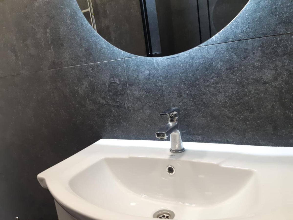Apartment на речке есентайка *