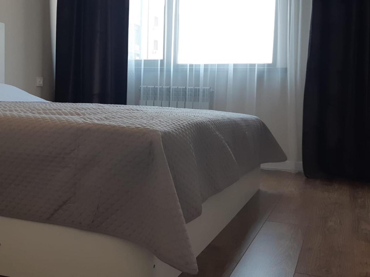 на речке есентайка Apartment Almaty